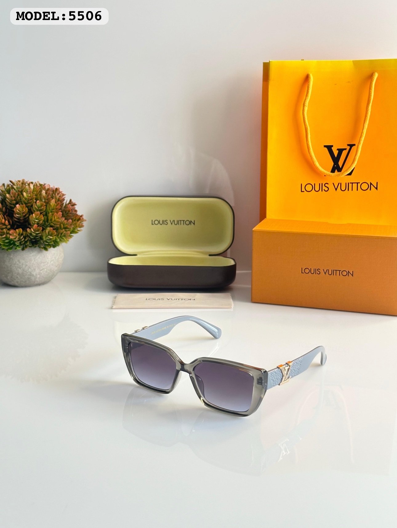 Louis Vuitton wmns